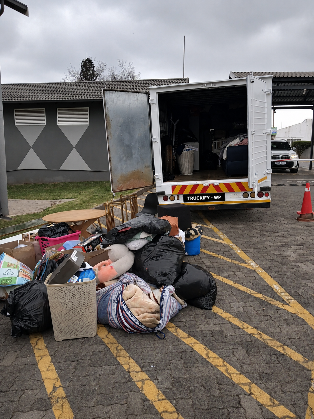Reliable Home Furniture Removal & Moving Service
